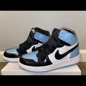 University blue Air Jordan 1. Size US 7 in women. Brand new